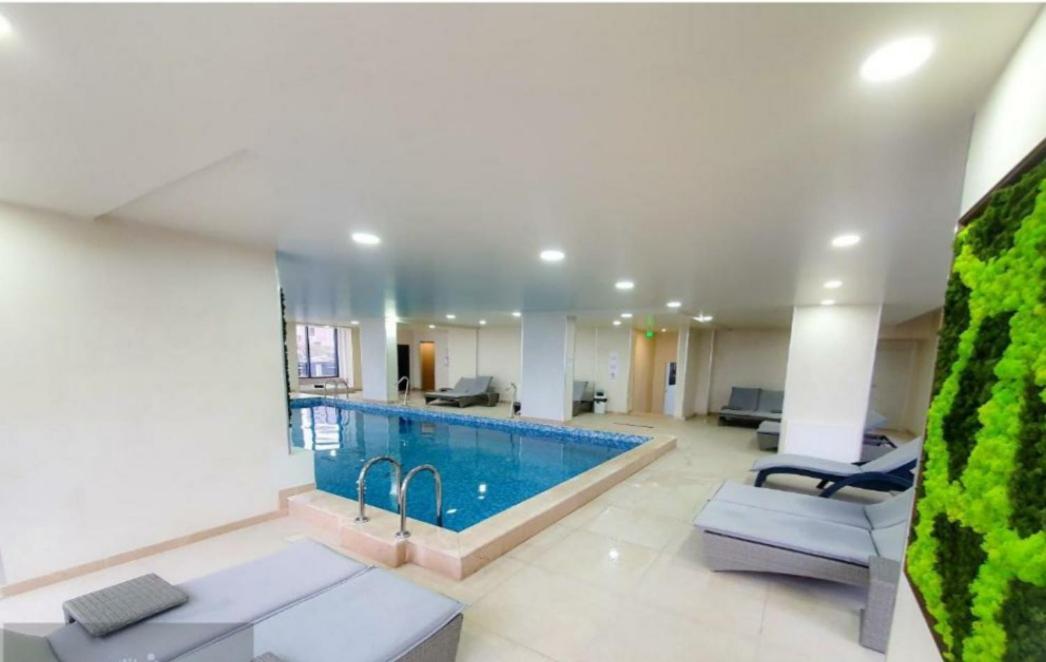 Alezzi Beach Vibe Family Studio With Spa Piscina Interioara Incalzita Sauna Jacuzzi Gym Нэводари Экстерьер фото